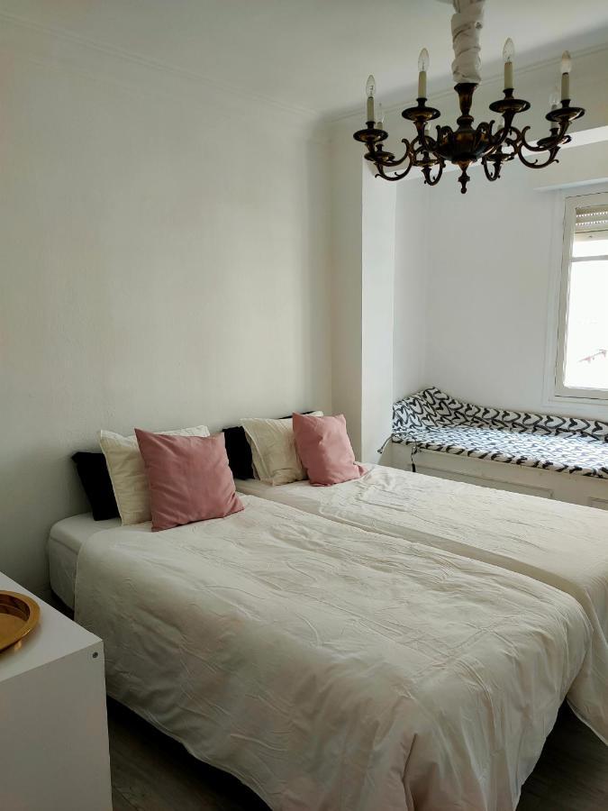 New! Beautiful City Apartment Сантандер Екстер'єр фото